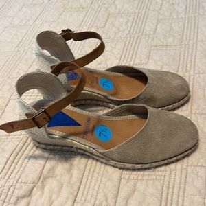 Women's Tan Espadrilles with Ankle Strap